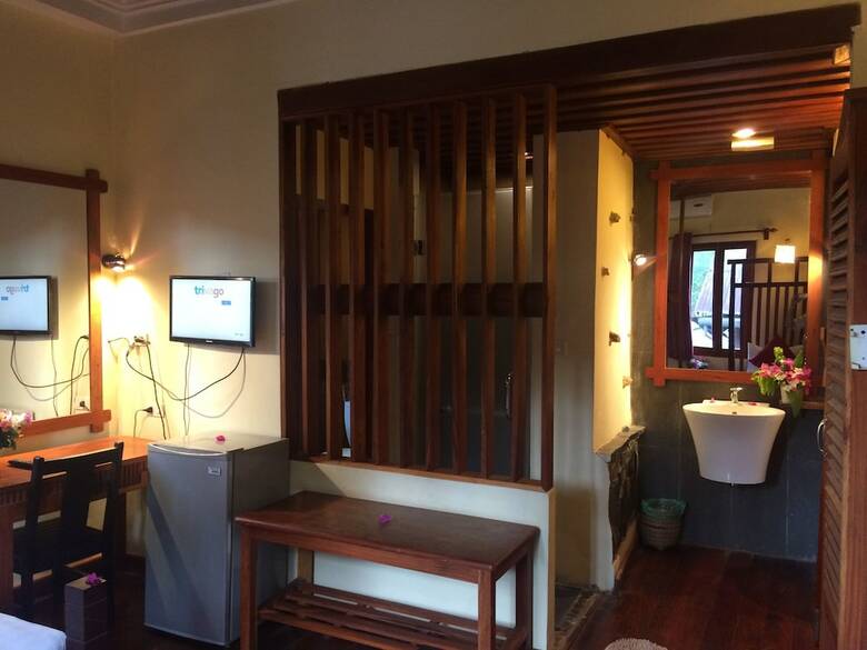 Hotel Chaluenxay Villa