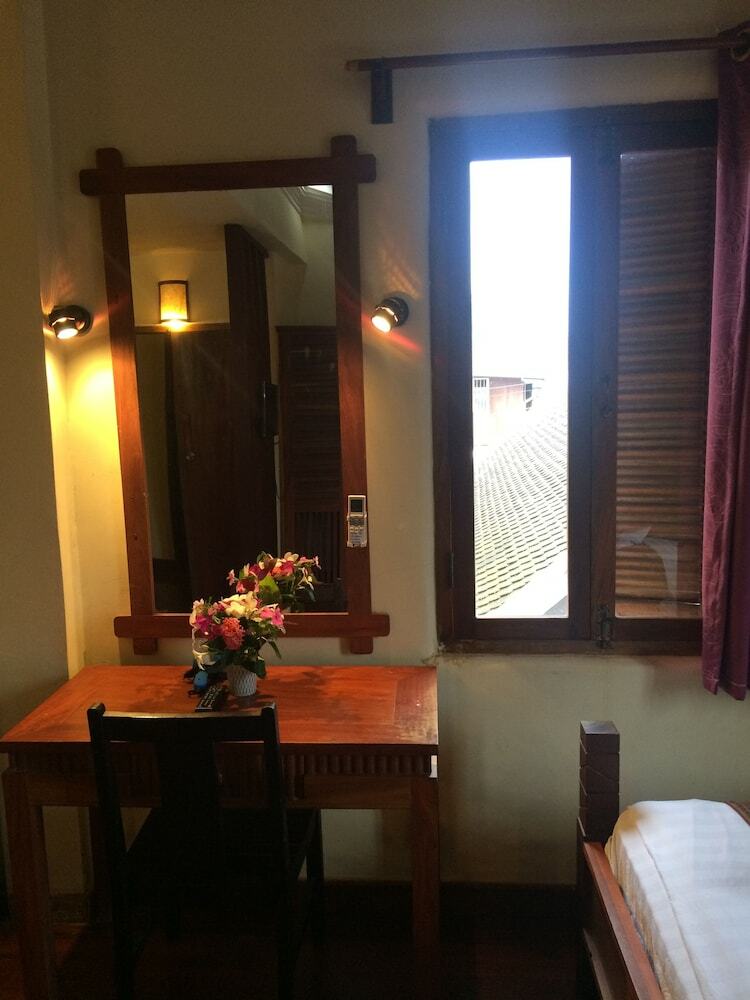 Hotel Chaluenxay Villa