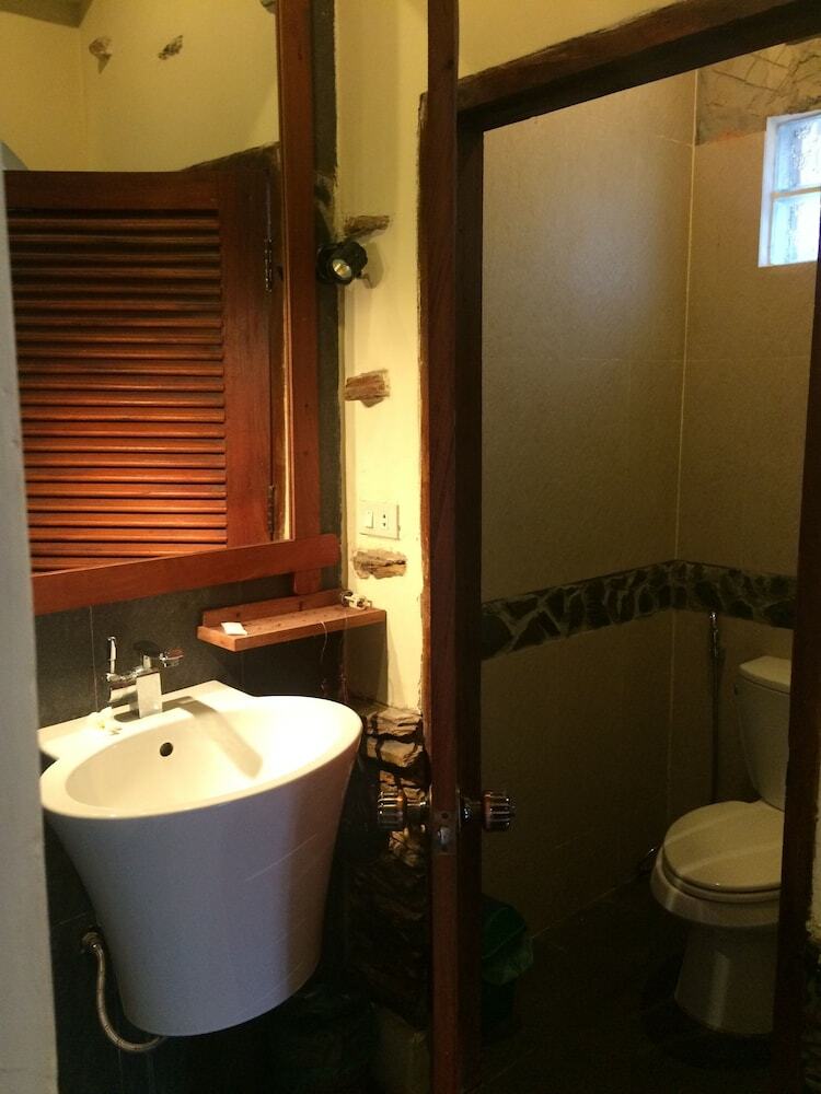 Hotel Chaluenxay Villa