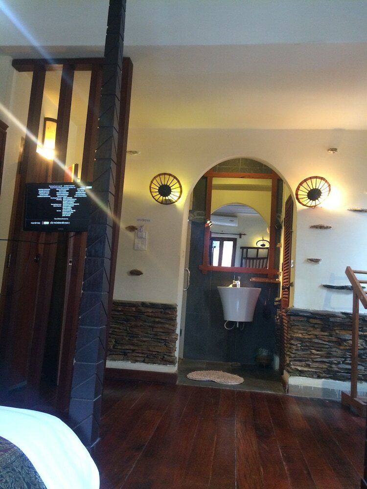 Hotel Chaluenxay Villa