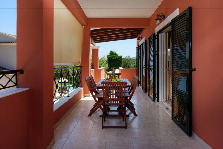 Il Tesori Dassia Villas