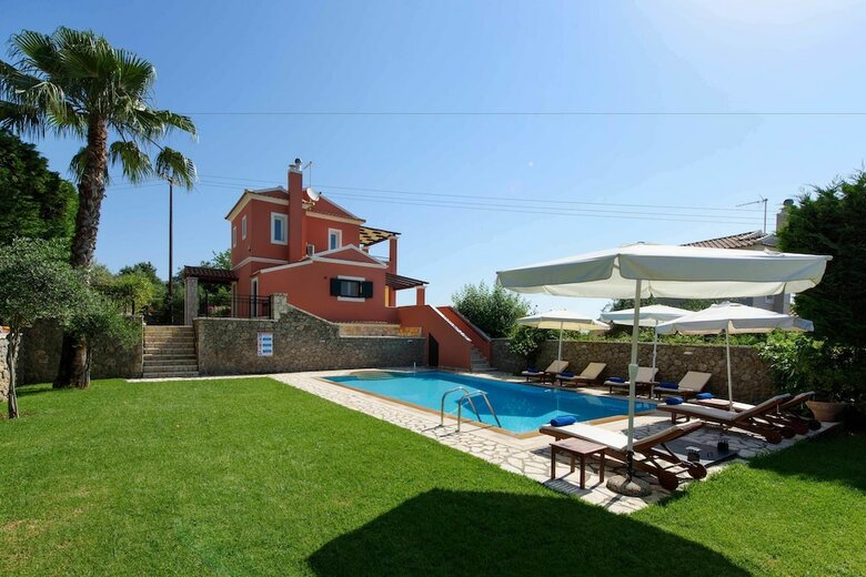 Il Tesori Dassia Villas