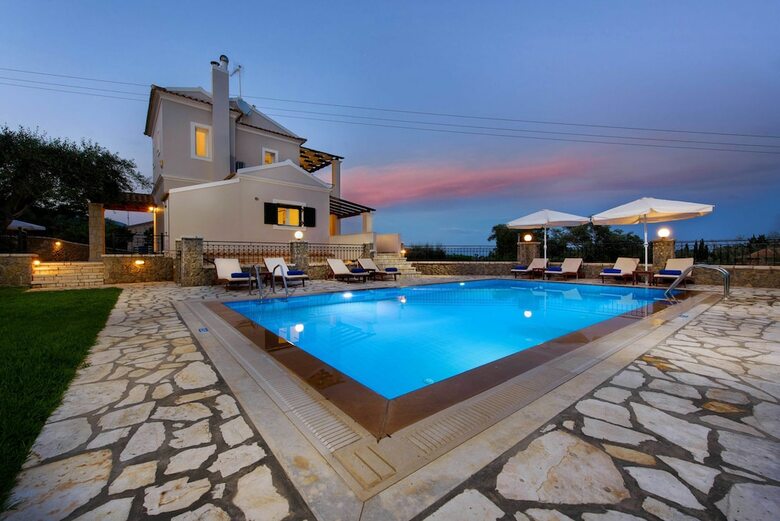 Il Tesori Dassia Villas