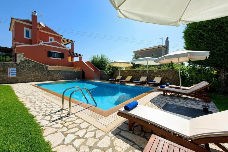 Il Tesori Dassia Villas