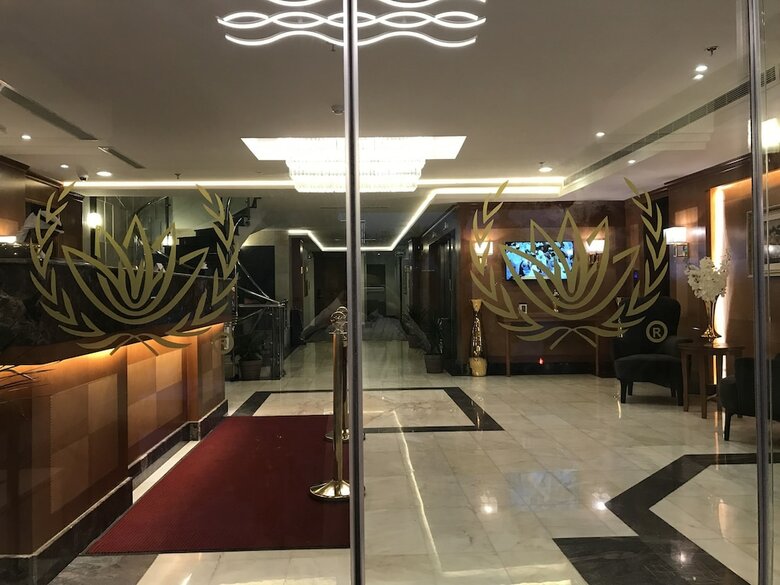 Lotaz Hotel Suites
