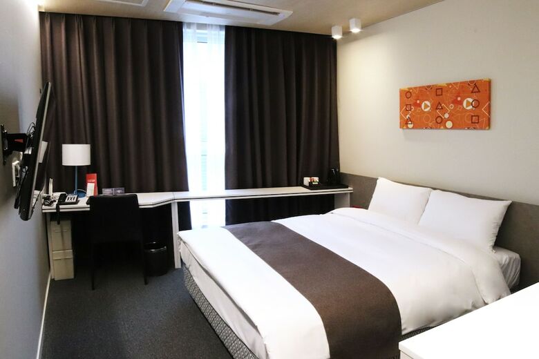 M-stay Hotel Changwon