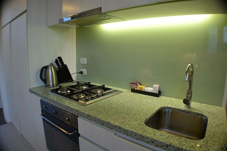 Royal Stays Apartments Docklands