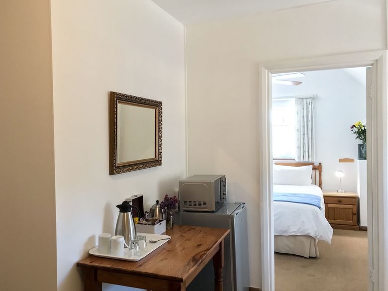 Bed & Breakfast Howard's End Manor