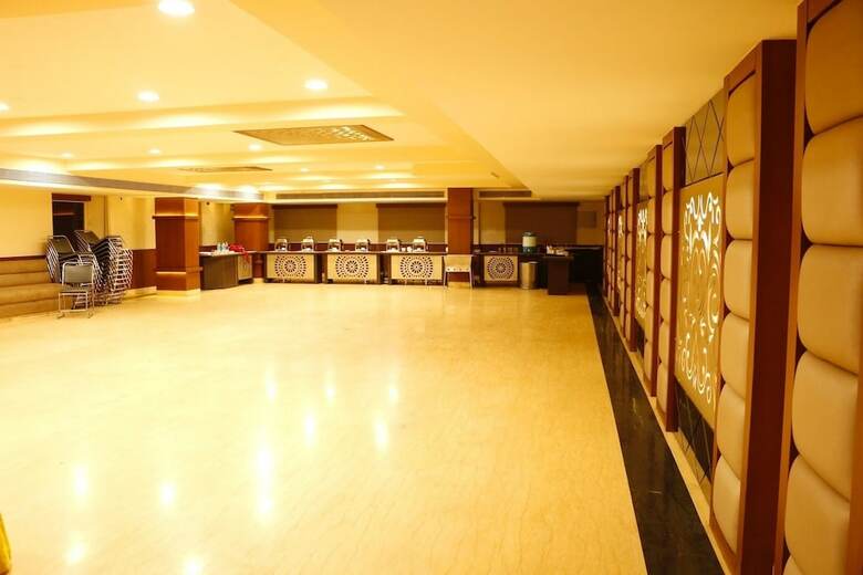 Hotel Shelter