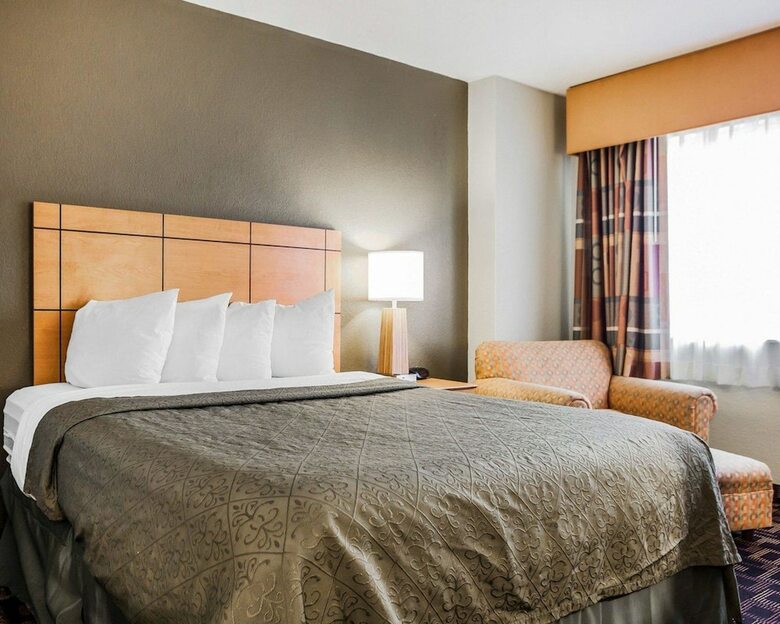 Hotel Quality Inn & Suites Des Moines Airport