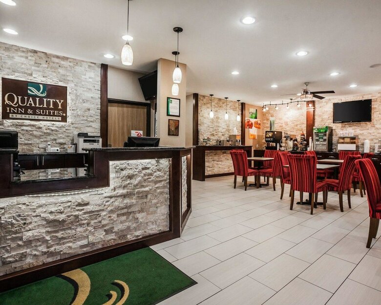 Hotel Quality Inn & Suites Des Moines Airport
