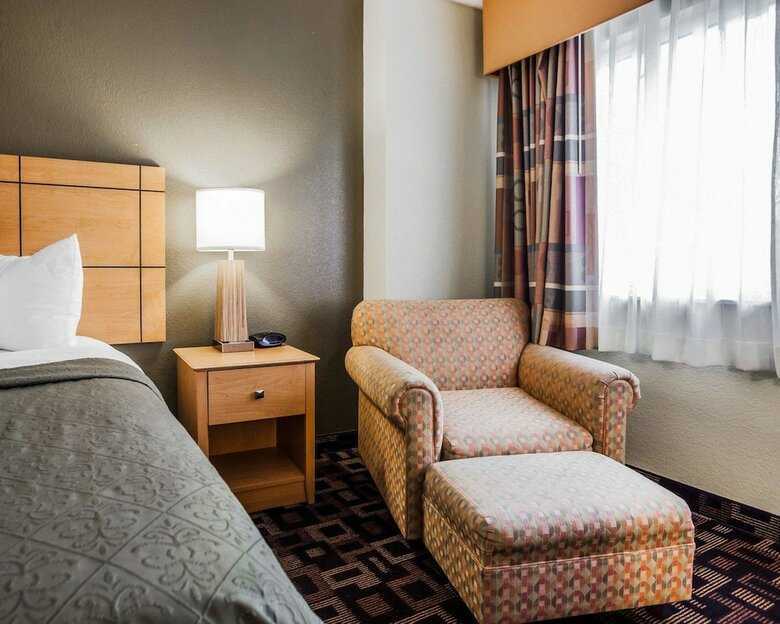 Hotel Quality Inn & Suites Des Moines Airport