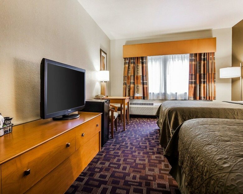 Hotel Quality Inn & Suites Des Moines Airport