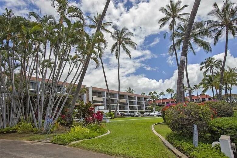 Maui Parkshore 306 - 2 Br Condo