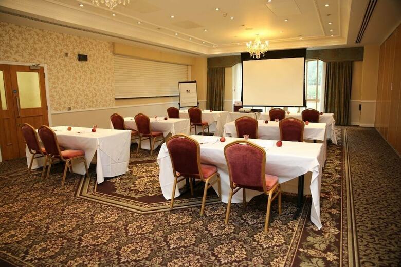Shendish Manor Hotel & Golf Course