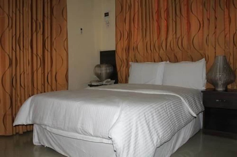 Hotel Tyndale Residence Ltd