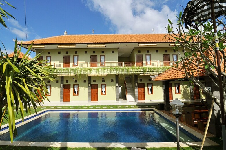 Hotel Cempaka Mas Guesthouse