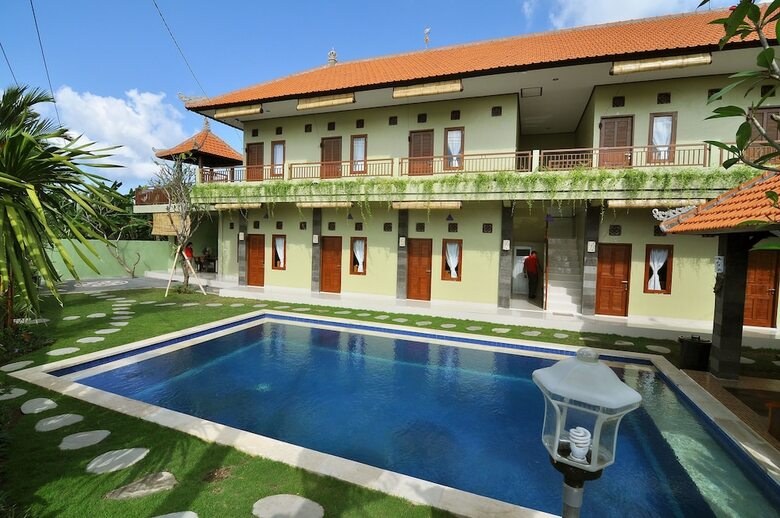 Hotel Cempaka Mas Guesthouse