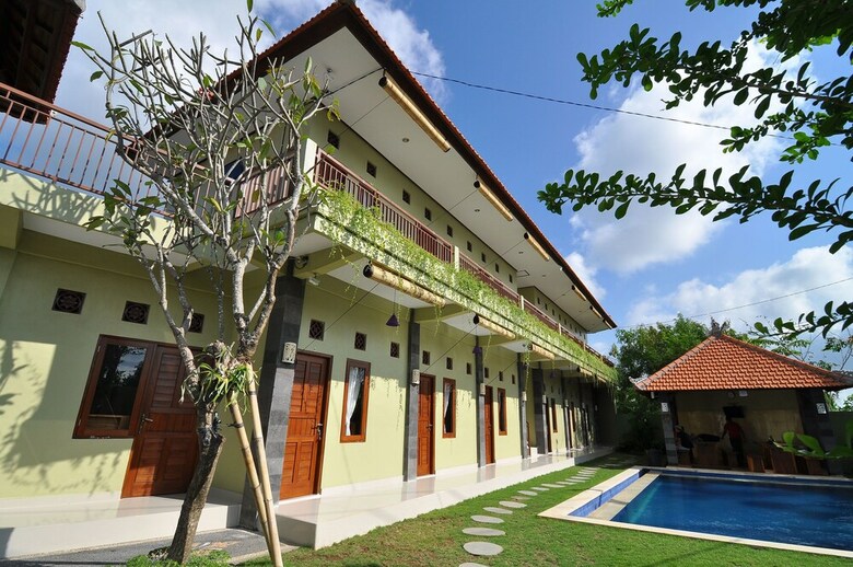 Hotel Cempaka Mas Guesthouse