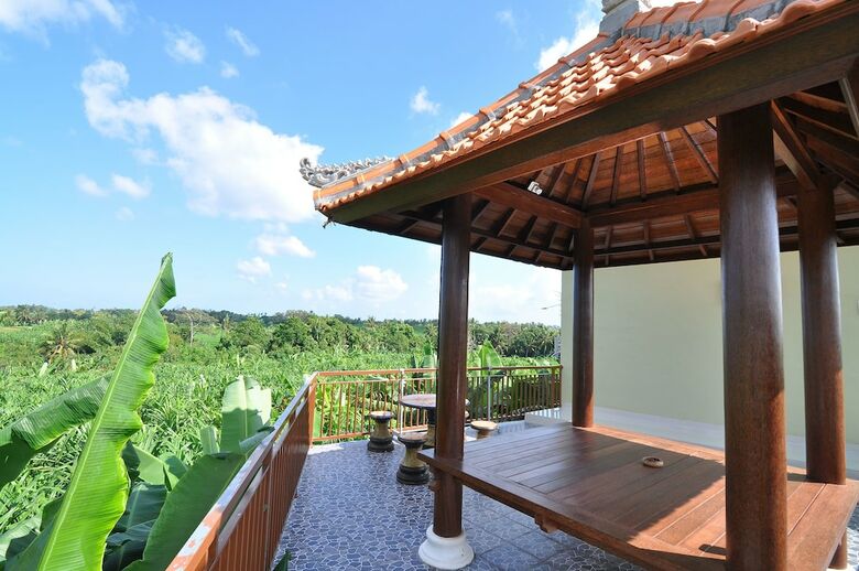 Hotel Cempaka Mas Guesthouse