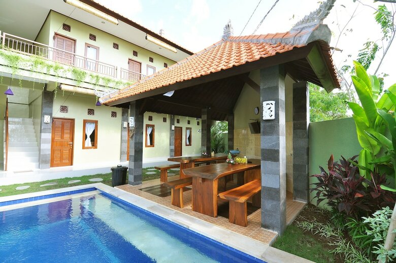 Hotel Cempaka Mas Guesthouse