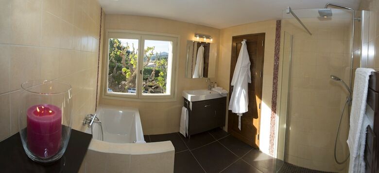 Bed & Breakfast Mas Des Avelines