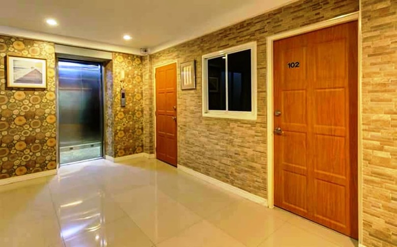 Hotel Shivani Residence