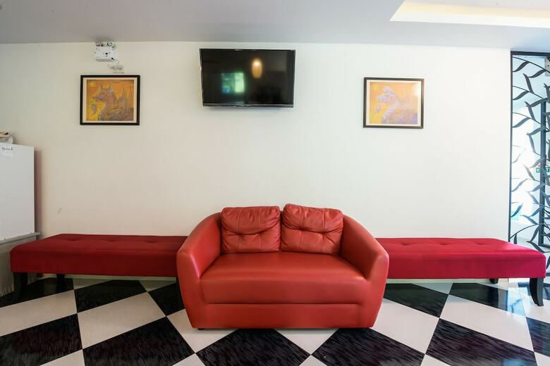 Hotel Oyo 403 Baan Hinwong