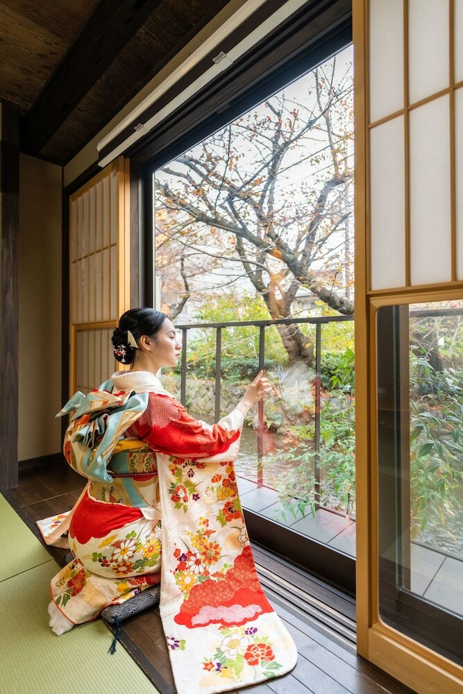 Kumo Machiya Takasegawa