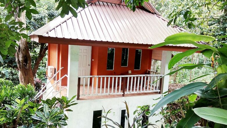 Hotel Baan Suan Chong Khao Resort