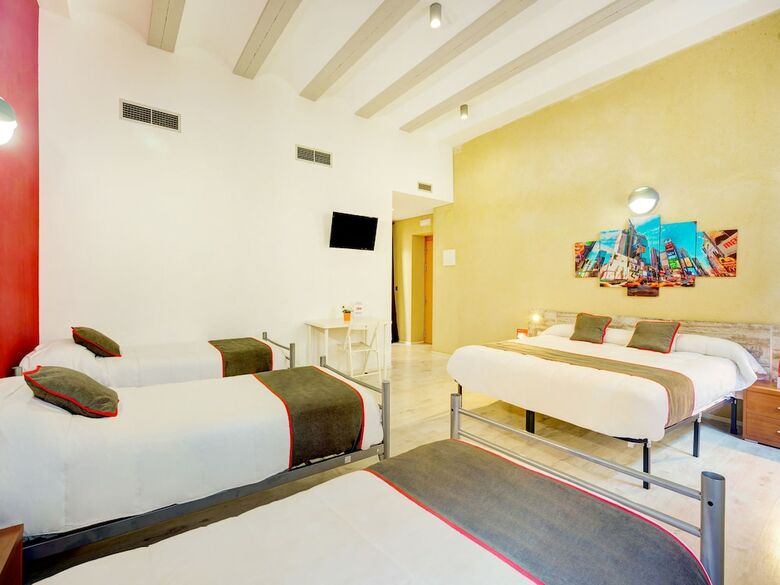 Hotel Oyo Casa Del Cigroner