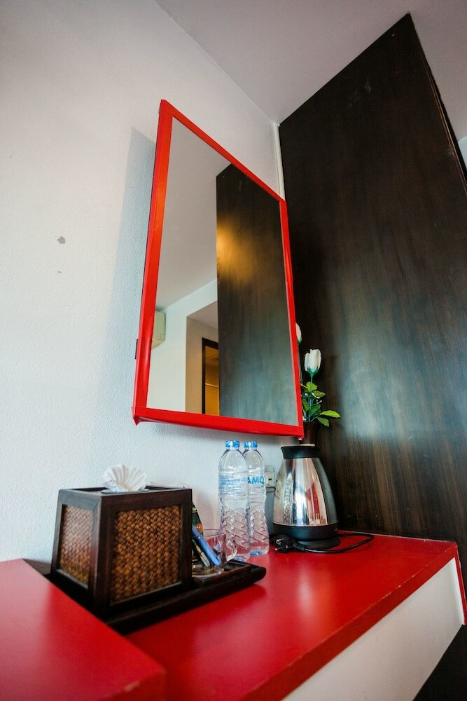 Luxur Boutique Hotel Patong