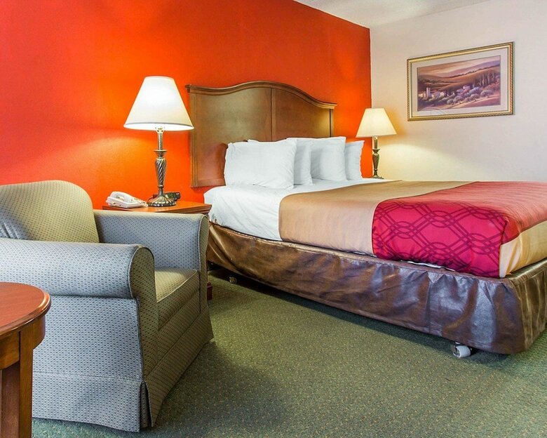 Hotel Econo Lodge Inn & Suites