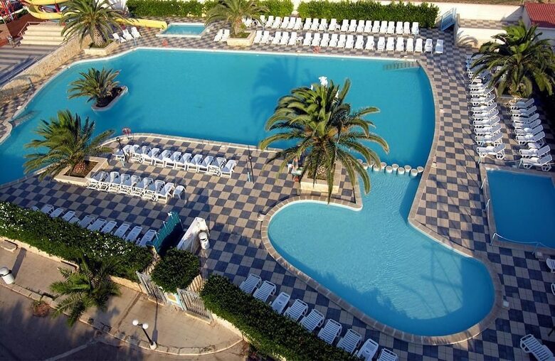 Villaggio Pineta Al Mare - Campground