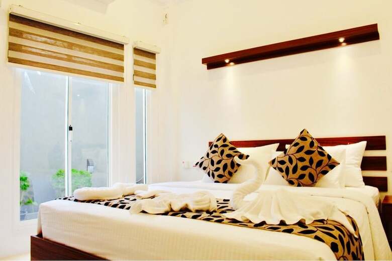 Hotel 8 Plus Motels
