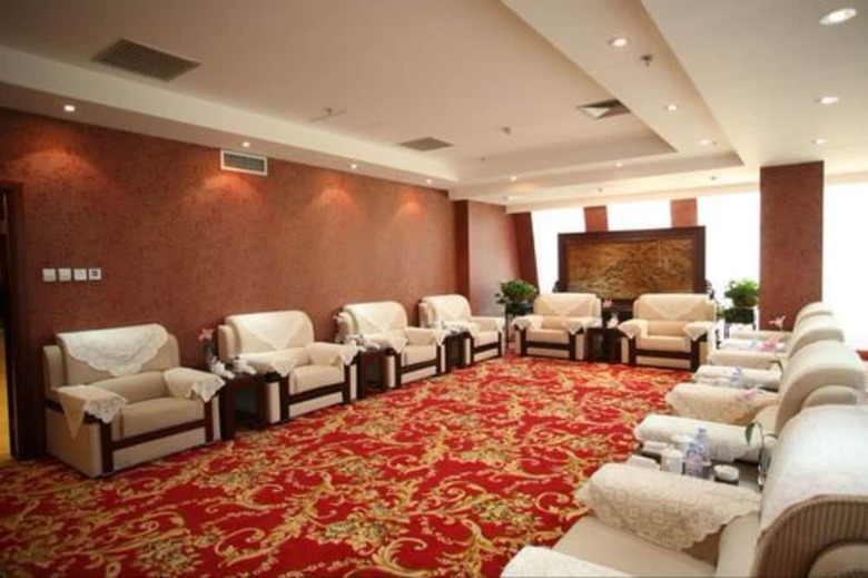 Huashan Mountain International Hotel