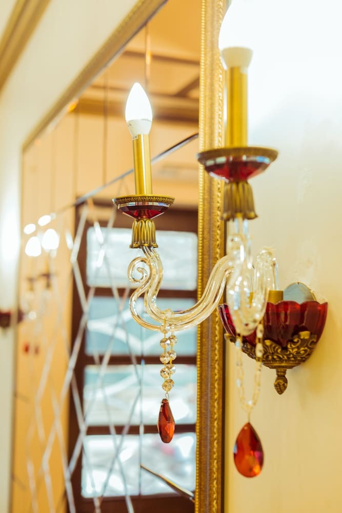Hotel Clark International