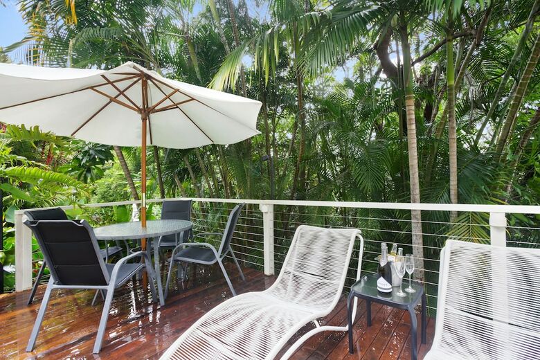 Port Douglas Cottage And Lodge