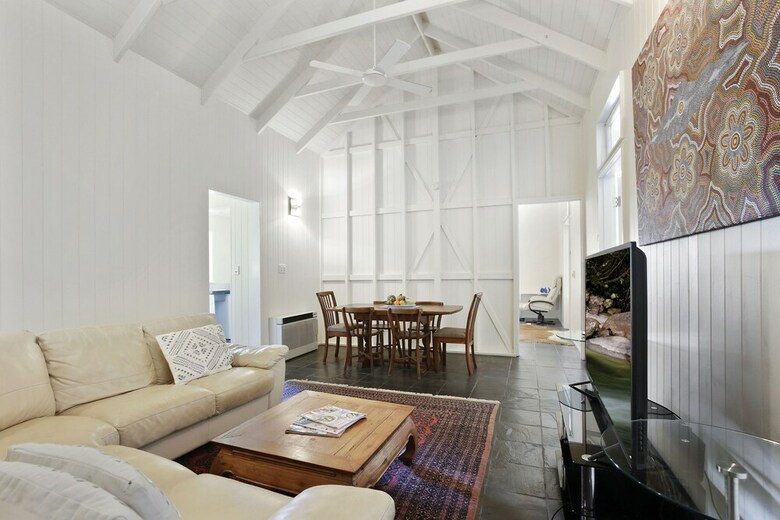 Port Douglas Cottage And Lodge