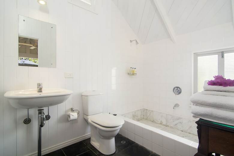 Port Douglas Cottage And Lodge