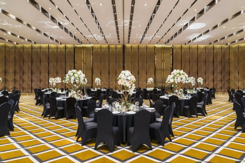 Hotel W Shanghai - The Bund