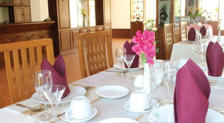 Hotel Life Up Resort And Spa