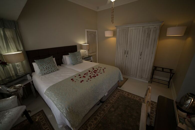 Hotel Grey Manor Guesthouse