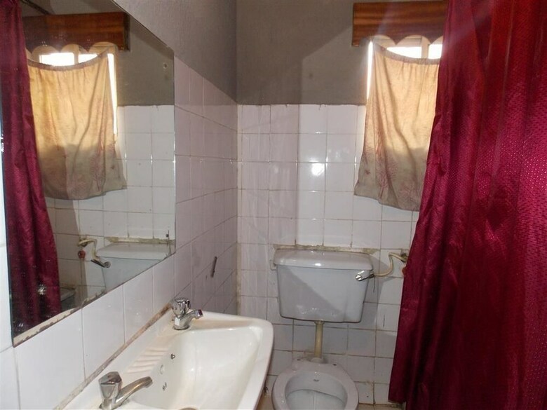 Wazobia Plaza Hotel Annex