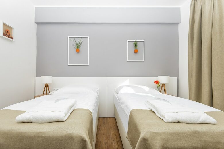 Hotel Garden Court
