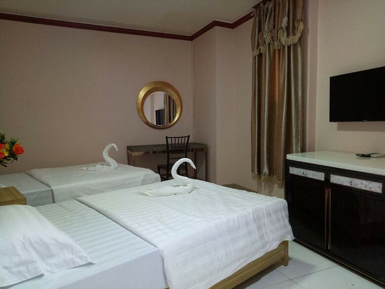 Meaco Royal Hotel - Taytay