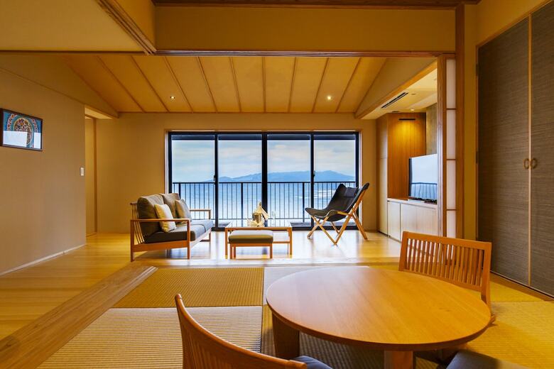 Umino Ryotei Okinawa Nakamasou