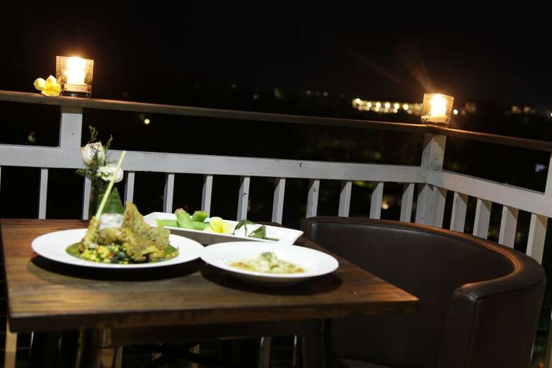 Anshel Hotel