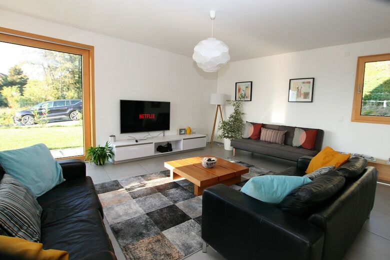Villa Montreux Holiday Home