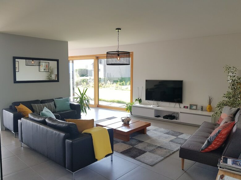 Villa Montreux Holiday Home